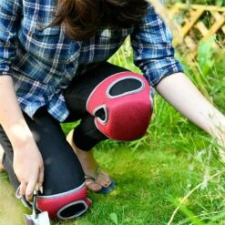 Burgon & Ball Sangria Kneelo® Knee Pads -Greentide Garden Store 1171504 3