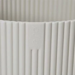 Elho Vibes Fold Round Planter 22cm Silky White 11 Elho Vibes Fold Round Planter 22cm Silky White -Greentide Garden Store 1230826 4