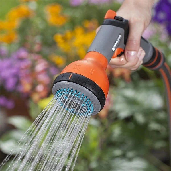 Gardena Classic Multi Sprayer 4 Gardena Classic Multi Sprayer - Image 2