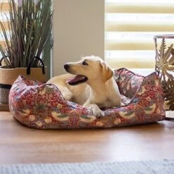 Morris & Co. Burgundy Strawberry Thief Square Bed (Various Sizes) -Greentide Garden Store MCSTRSQUBUR 1